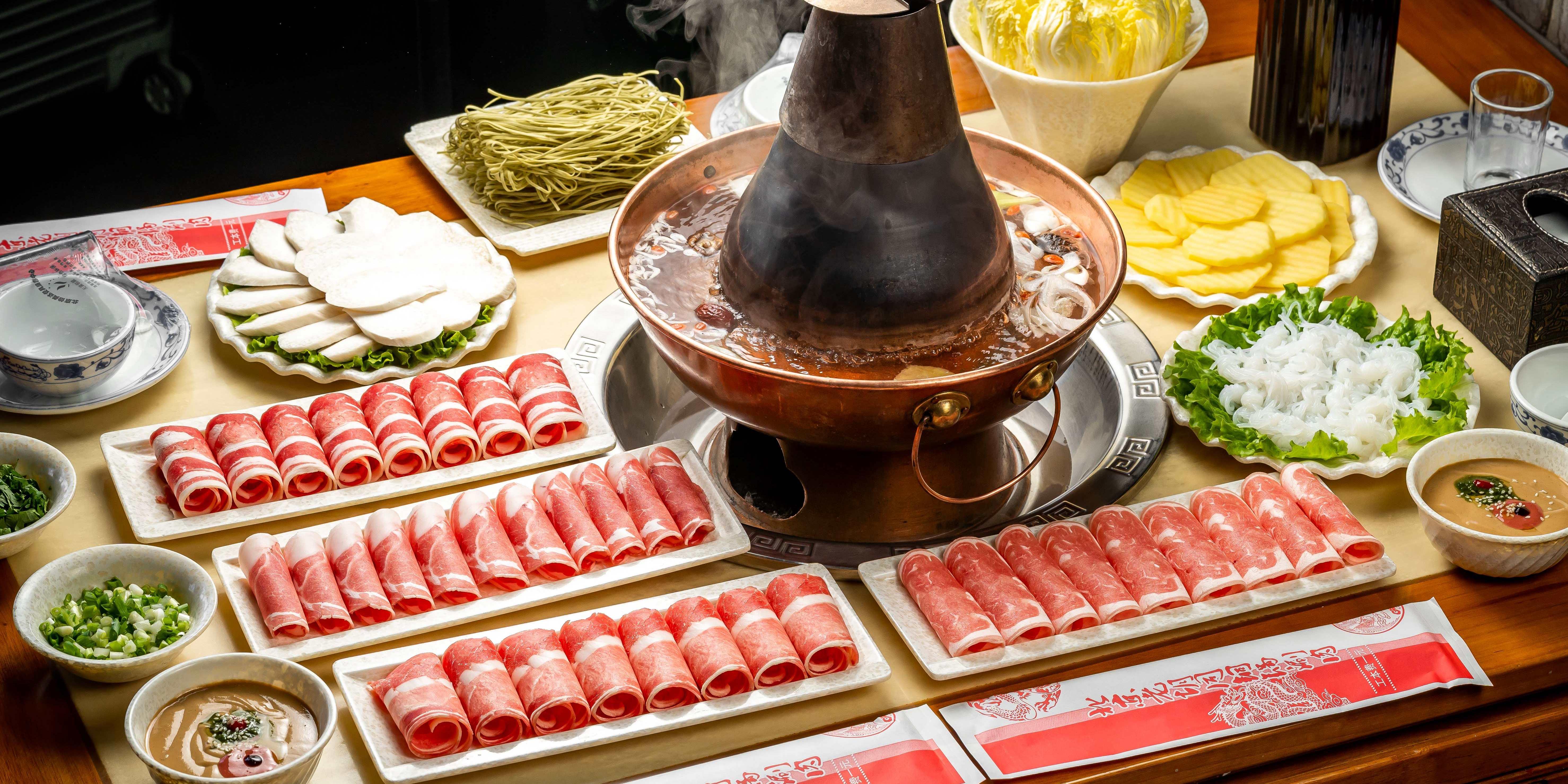 【老胡同铜锅涮肉(酷车小镇店)】朝阳区|它来了,所有火锅都要靠边站!